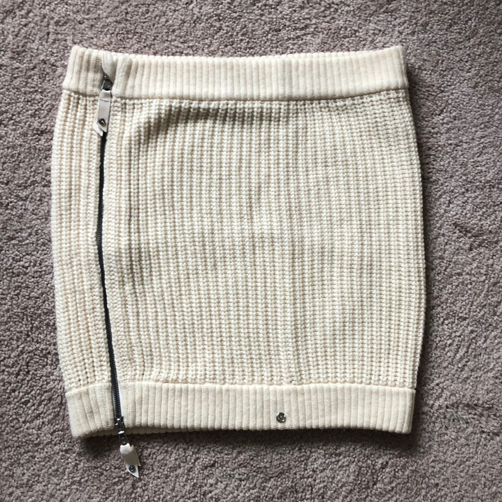 Lululemon Scarf / Neck Cowl / Neck Warmer